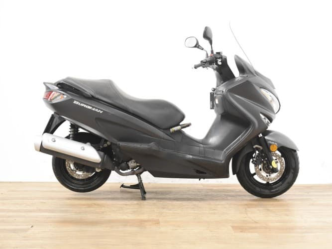 SUZUKI BURGMAN 125 2019 de segunda mano