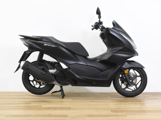 HONDA PCX 125 2021 de segunda mano