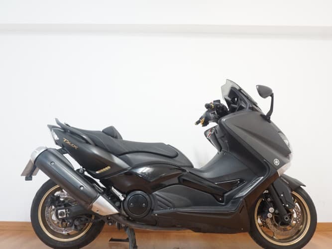 YAMAHA TMAX 530 BLACK MAX 2013 de segunda mano