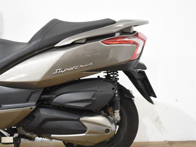 KYMCO SUPER DINK 300I 2014 de segunda mano