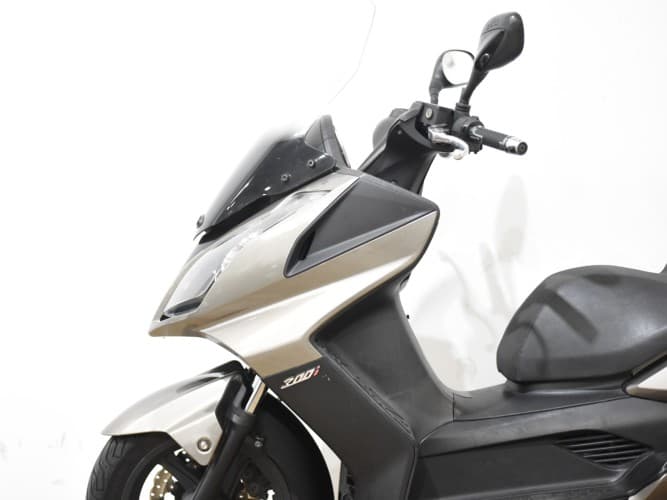 KYMCO SUPER DINK 300I 2014 de segunda mano