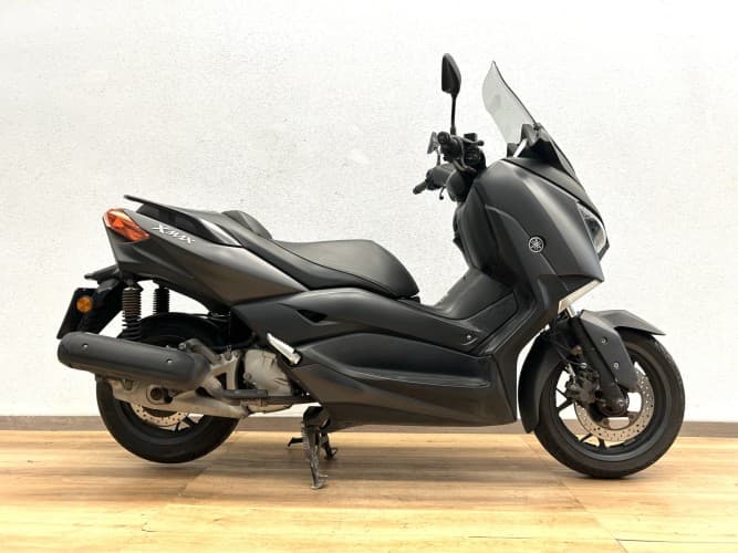 YAMAHA XMAX 125 2017 de segunda mano