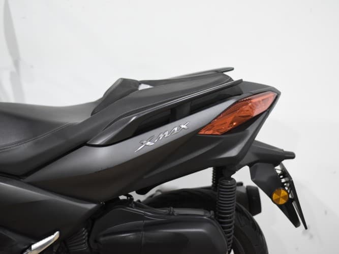 YAMAHA XMAX 125 2018 de segunda mano