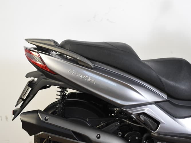 Comprar KYMCO GRAND DINK 300 2022 de segunda mano KYMCO GRAND DINK 300 2022 de segunda mano