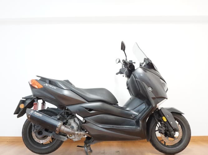 YAMAHA XMAX 300 2019 de segunda mano