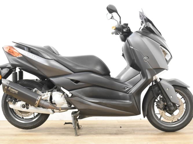 YAMAHA XMAX 125 (TUBO HOMOLOGADO CON TARJETA) 2019 de segunda mano