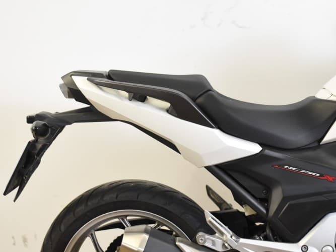 HONDA NC 750 X (A) 2018 de segunda mano