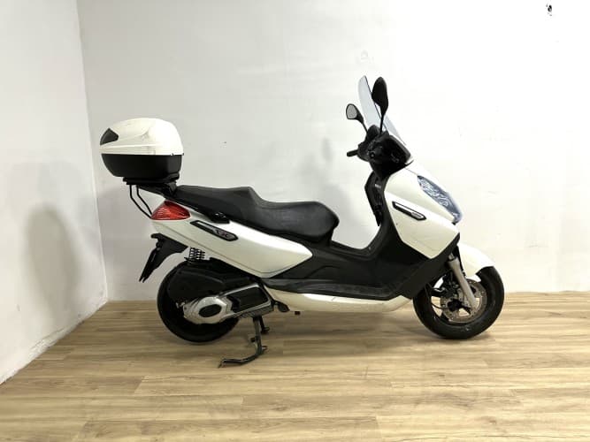 PIAGGIO X7 EVO 2012 de segunda mano