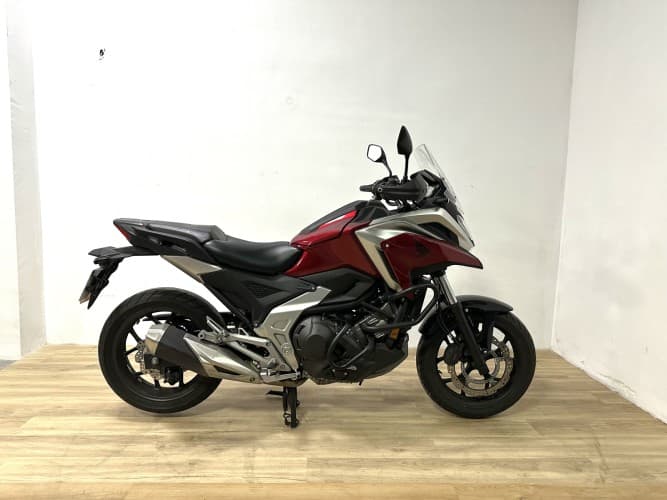 HONDA NC 750 X (GARANT. EXT. 2028) 2023 de segunda mano