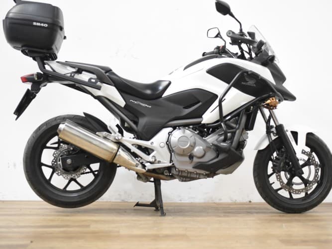 HONDA NC 700 X (A2) 2013 de segunda mano