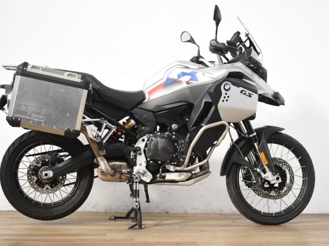 BMW F 900 GS ADVENTURE (IVA DEDUCIBLE + 3PAQUETES) 2024 de segunda mano