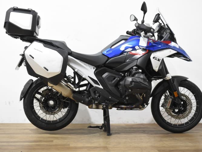 BMW R 1300 GS (IVA DEDUCIBLE) (3 PAQUETES+ 3 MALETAS) 2024 de segunda mano