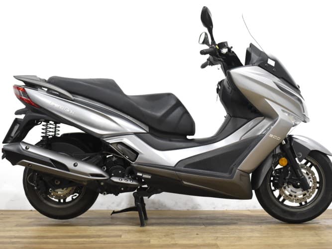 KYMCO GRAND DINK 300 2022 de segunda mano