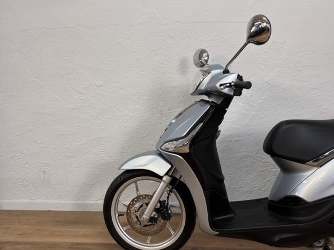 PIAGGIO LIBERTY 125 2023 de segunda mano