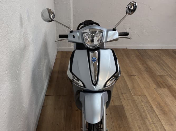 PIAGGIO LIBERTY 125 2023 de segunda mano