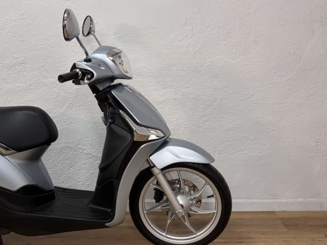 PIAGGIO LIBERTY 125 2023 de segunda mano