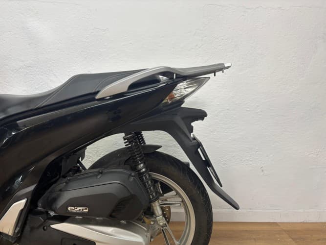 HONDA SH 125 2018 de segunda mano