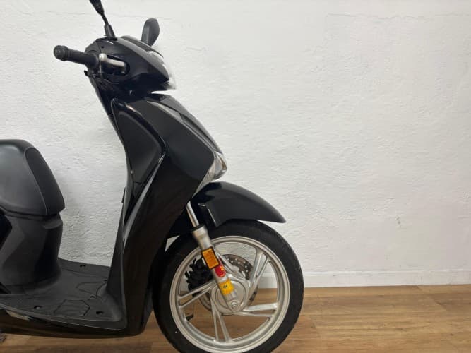 HONDA SH 125 2018 de segunda mano
