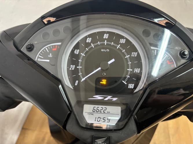 HONDA SH 125 2018 de segunda mano