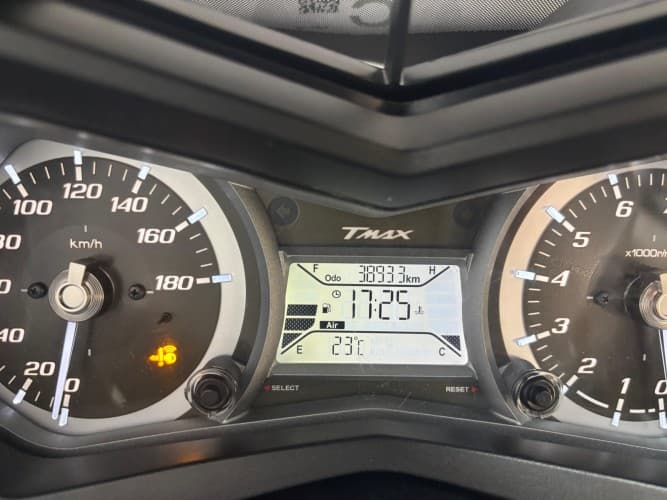 YAMAHA TMAX 530 2015 de segunda mano