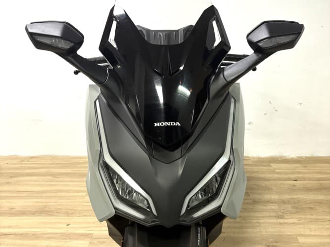 HONDA FORZA 125 2024 de segunda mano