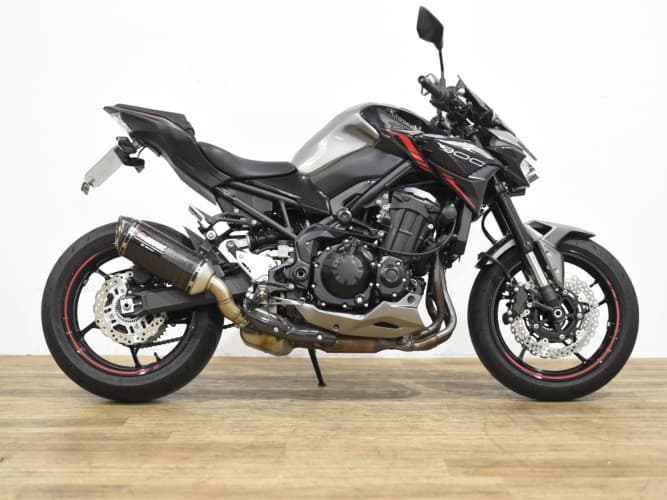 KAWASAKI Z 900 (A2) AKRAPOVIC HOMOLOGADO 2023 de segunda mano