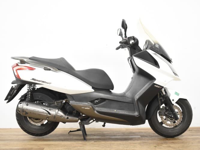 KYMCO SUPER DINK 125 2013 de segunda mano