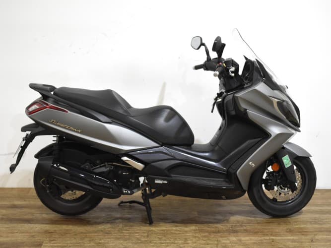 KYMCO SUPER DINK 125 2019 de segunda mano