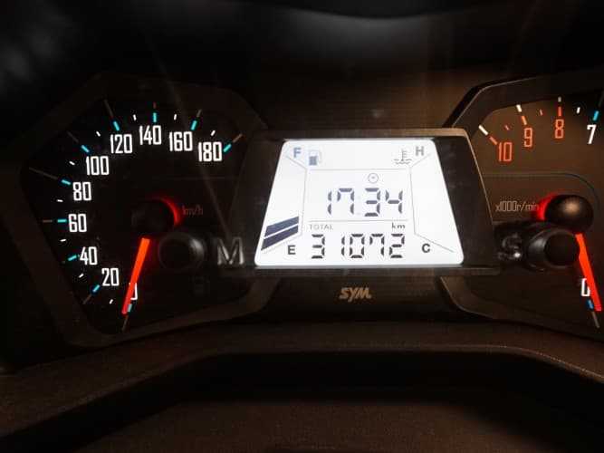 Comprar SYM MAXSYM 400 2022 de segunda mano SYM MAXSYM 400 2022 de segunda mano