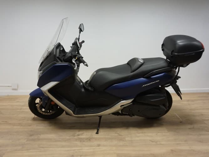 Comprar SYM MAXSYM 400 2022 de segunda mano SYM MAXSYM 400 2022 de segunda mano