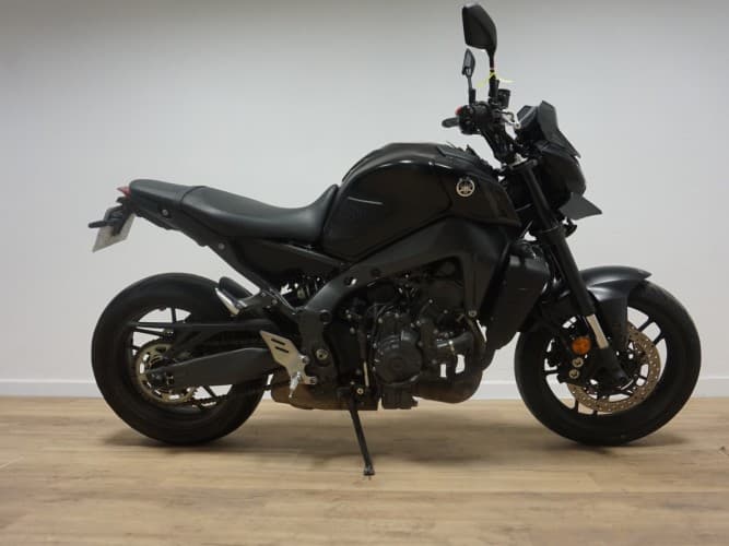 YAMAHA MT-09 (A2) 2022 de segunda mano