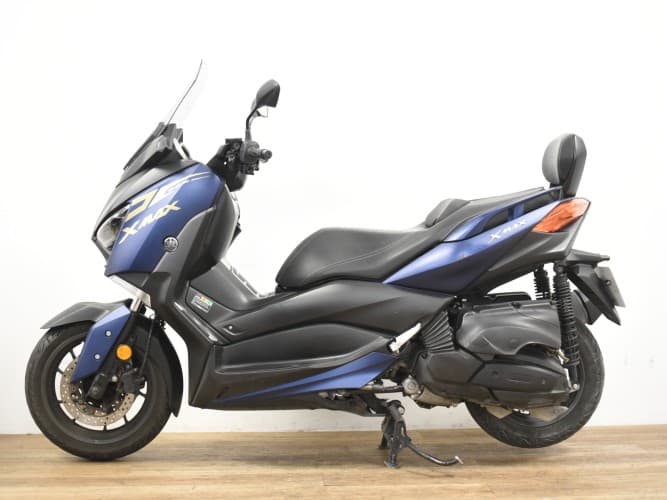 YAMAHA XMAX 400 2019 de segunda mano