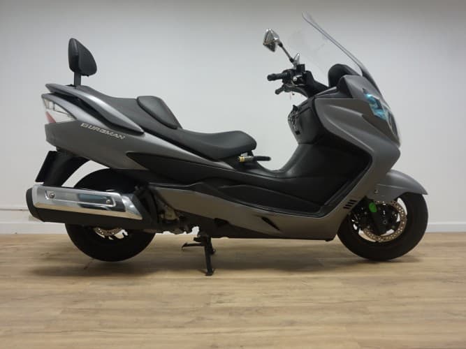 SUZUKI BURGMAN 400 2015 de segunda mano