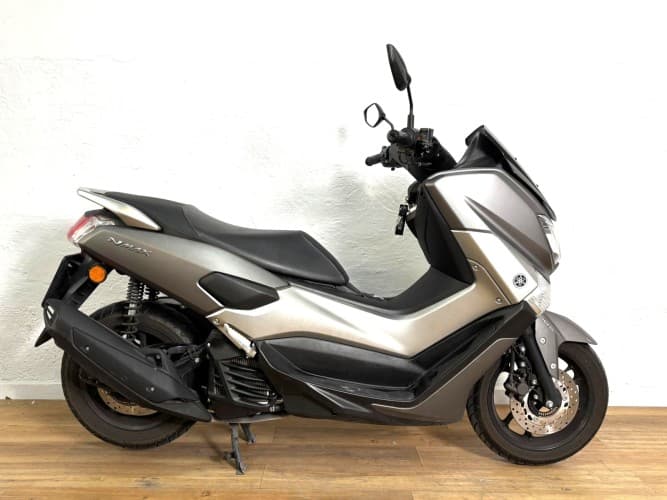 YAMAHA NMAX 125 2018 de segunda mano