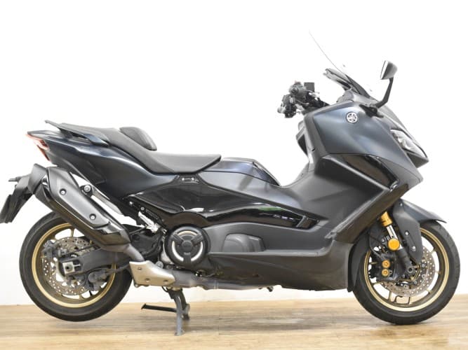 YAMAHA TMAX 560 TECH MAX 2022 de segunda mano