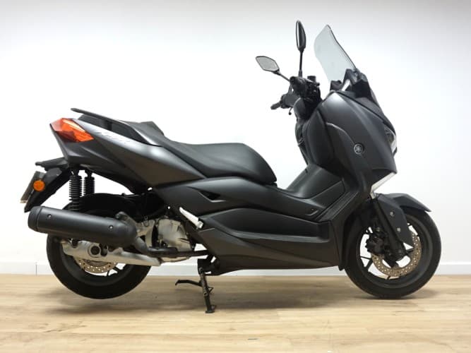 YAMAHA XMAX 125 2019 de segunda mano