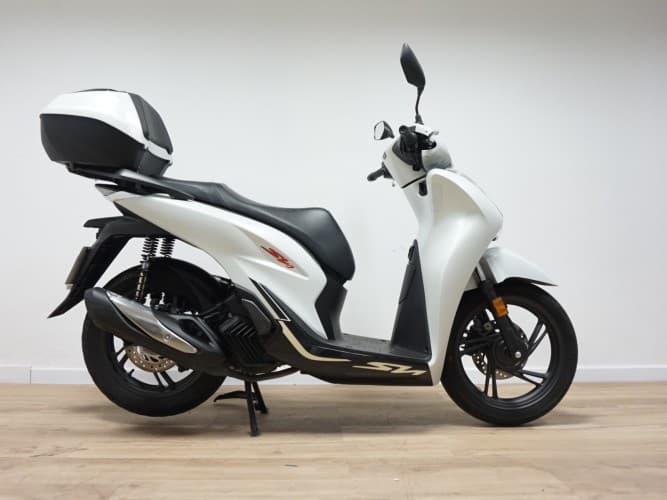 HONDA SH 125 2022 de segunda mano