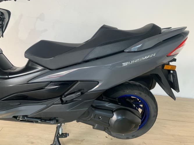 Comprar SUZUKI BURGMAN 400 2022 de segunda mano SUZUKI BURGMAN 400 2022 de segunda mano