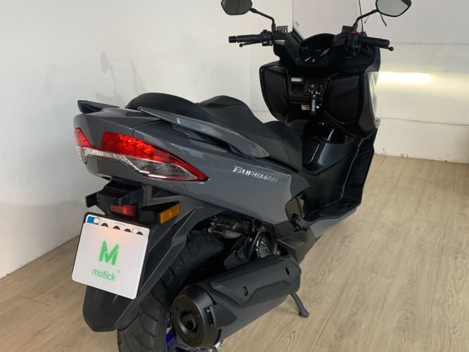 Comprar SUZUKI BURGMAN 400 2022 de segunda mano SUZUKI BURGMAN 400 2022 de segunda mano