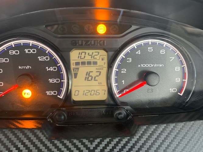 Comprar SUZUKI BURGMAN 400 2022 de segunda mano SUZUKI BURGMAN 400 2022 de segunda mano