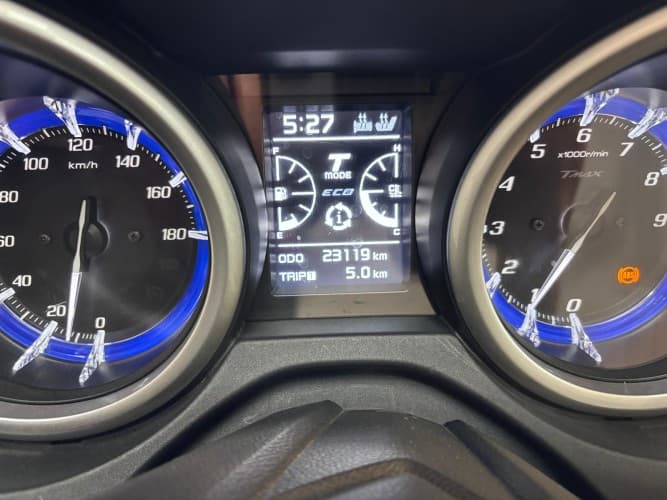 YAMAHA TMAX 530 DX 2017 de segunda mano