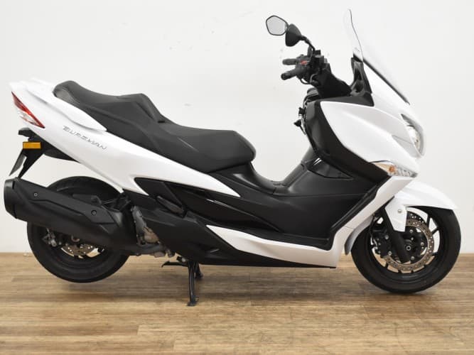 SUZUKI BURGMAN 400 2019 de segunda mano