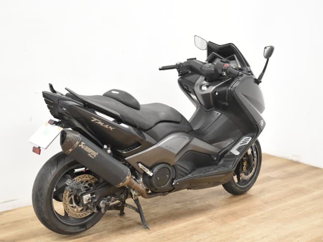 Comprar YAMAHA TMAX 530 IRON MAX (AKRAPOVIC HOMOLOGADO) 2016 de segunda mano YAMAHA TMAX 530 IRON MAX (AKRAPOVIC HOMOLOGADO) 2016 de segunda mano