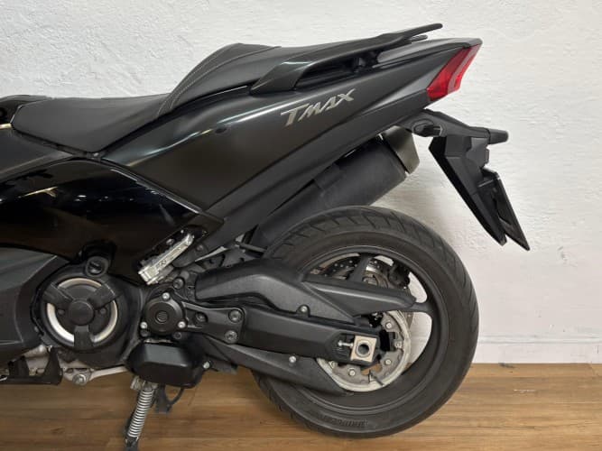 Comprar YAMAHA TMAX 530 DX 2018 de segunda mano YAMAHA TMAX 530 DX 2018 de segunda mano