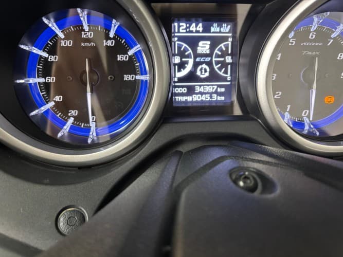 Comprar YAMAHA TMAX 530 DX 2018 de segunda mano YAMAHA TMAX 530 DX 2018 de segunda mano