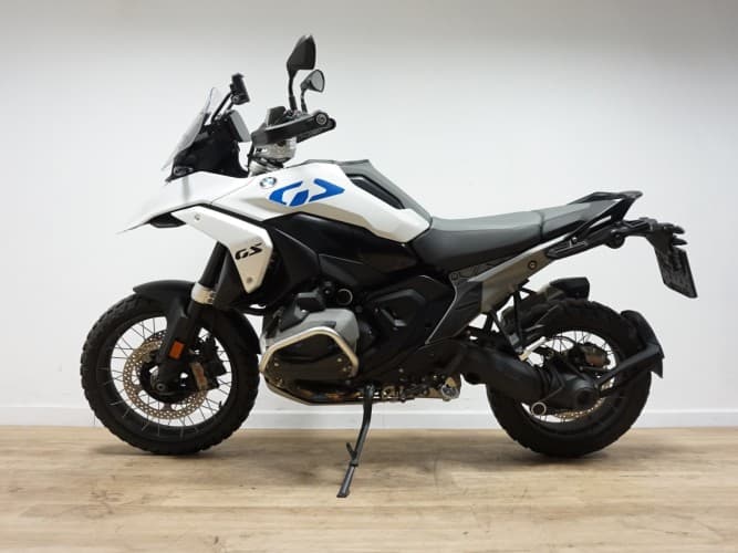 Comprar BMW R 1300 GS (PAQUETE TOURING, DINAMICO Y ENDURO PRO) 2023 de segunda mano BMW R 1300 GS (PAQUETE TOURING, DINAMICO Y ENDURO PRO) 2023 de segunda mano