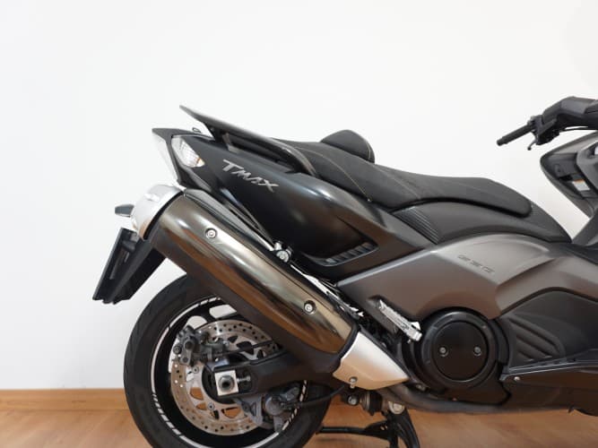YAMAHA TMAX 530 IRON MAX 2015 de segunda mano