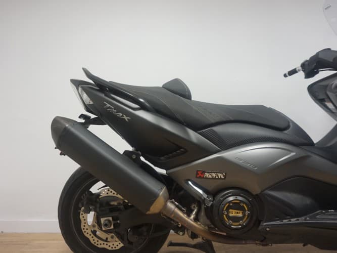 YAMAHA TMAX 530 IRON MAX 2015 de segunda mano