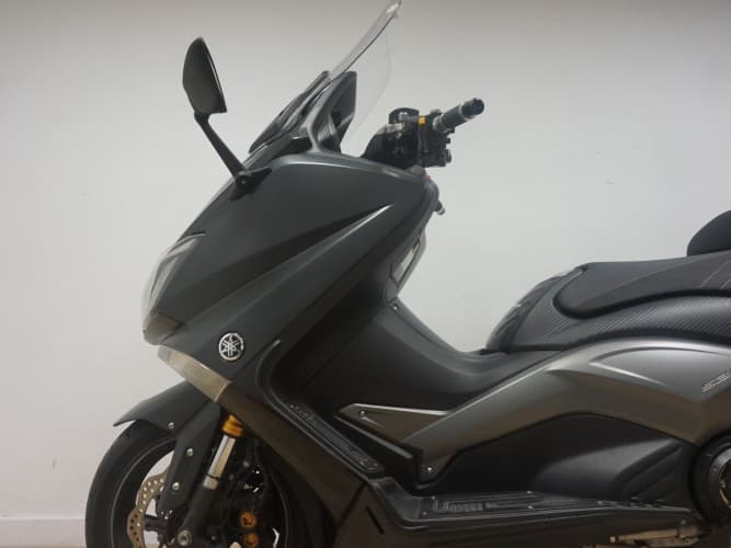YAMAHA TMAX 530 IRON MAX 2015 de segunda mano