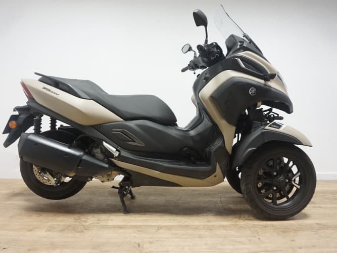 YAMAHA TRICITY 300 2022 de segunda mano